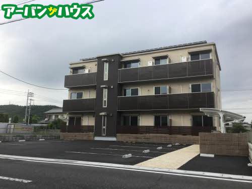 ヴィーナスコート 西崎