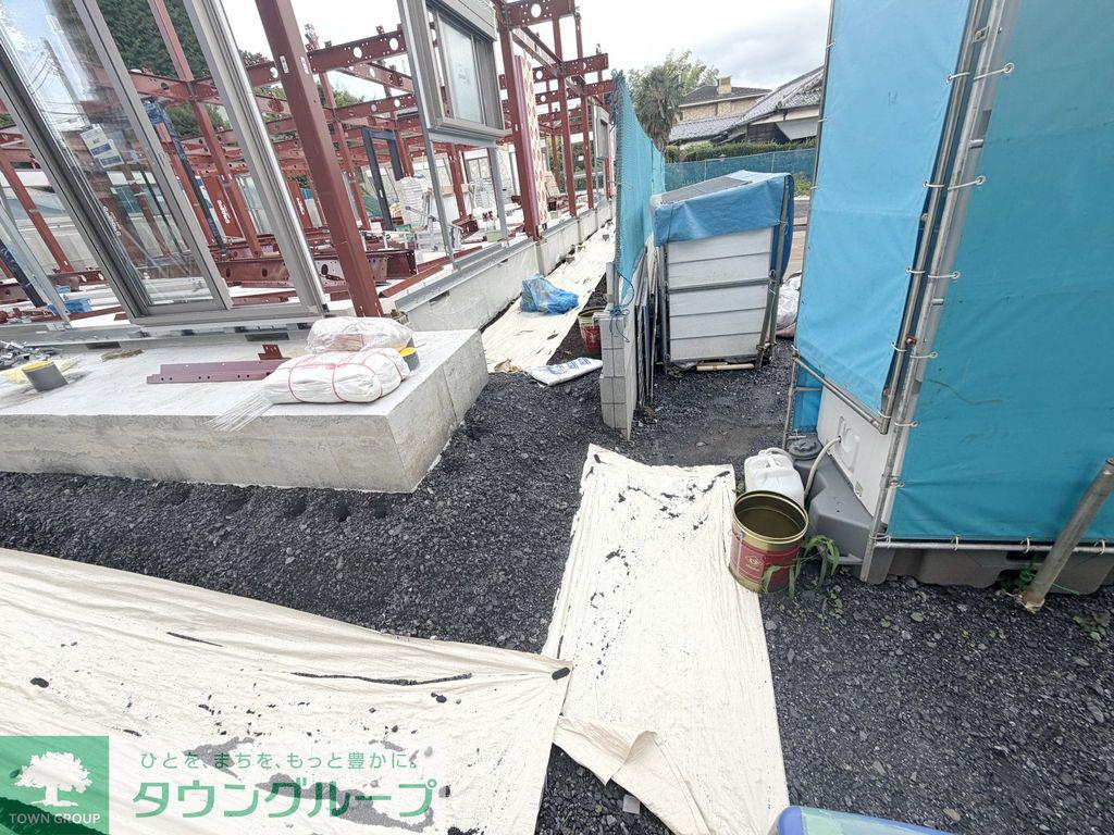 新石川1丁目メゾン東棟