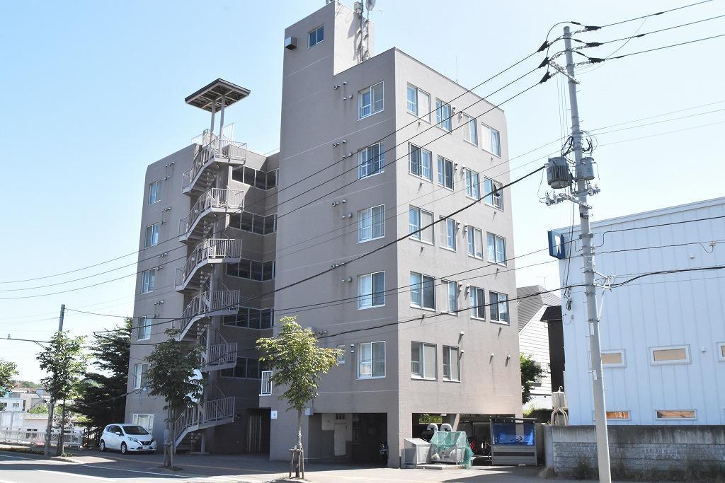 ラムズ西岡(1DK/2階)