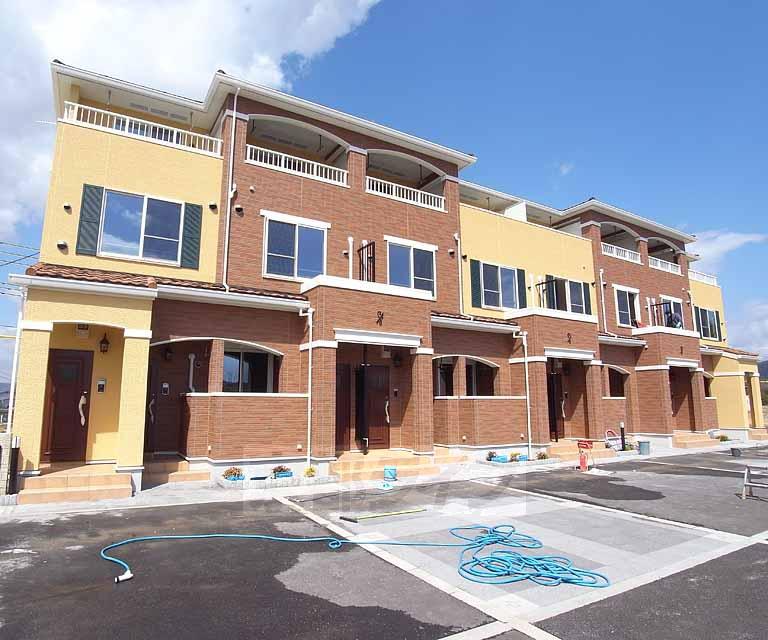 GRAND SUN HILLS