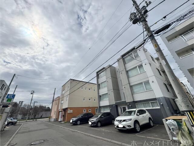 地下鉄東豊線 豊平公園駅 徒歩3分 4階建 築16年