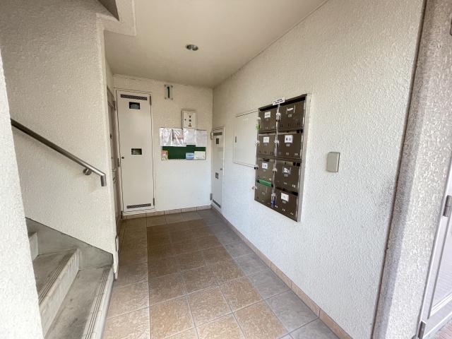 ホワイエ塚口
