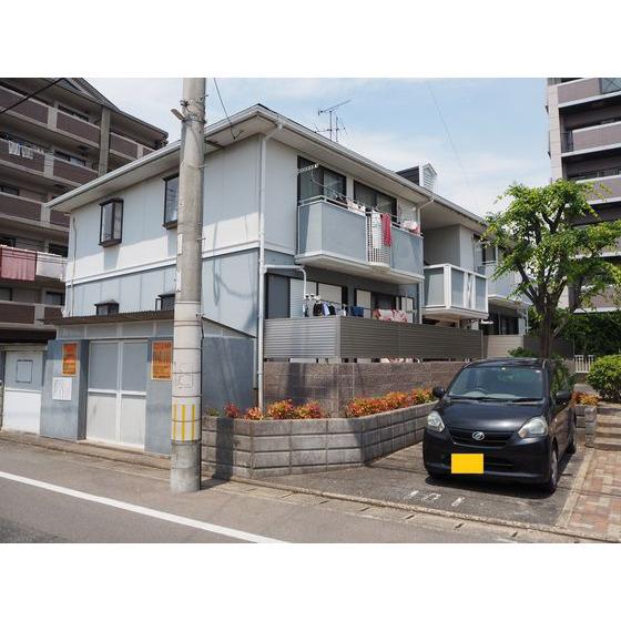 イージストパレス