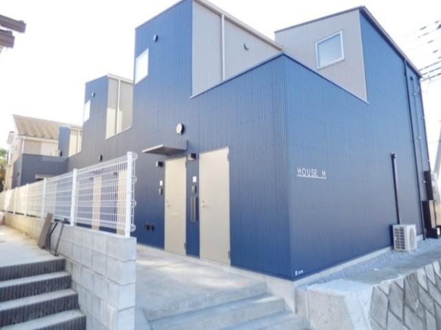 HOUSE M