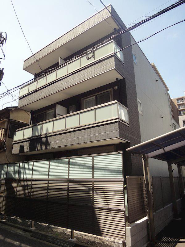 RIRA COURT