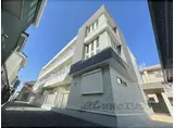プラトウハウス