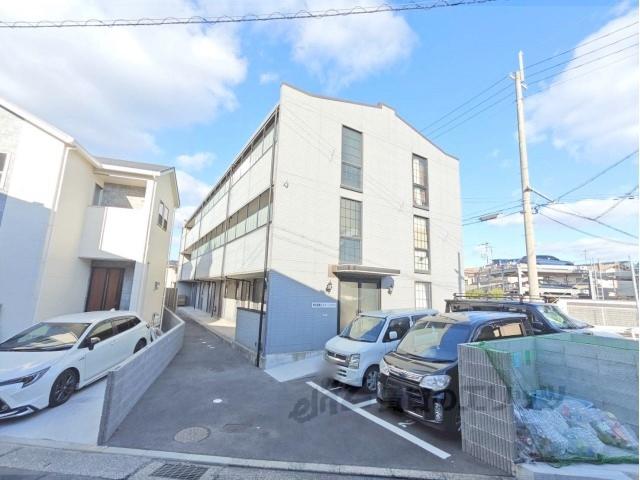 南花屋敷エイティーンハウス