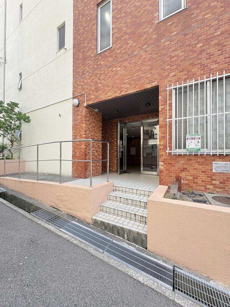 万葉ハイツ元町
