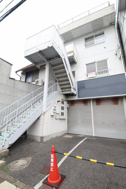 香川ビル(2DK/2階)