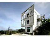 佐敷新里ビル