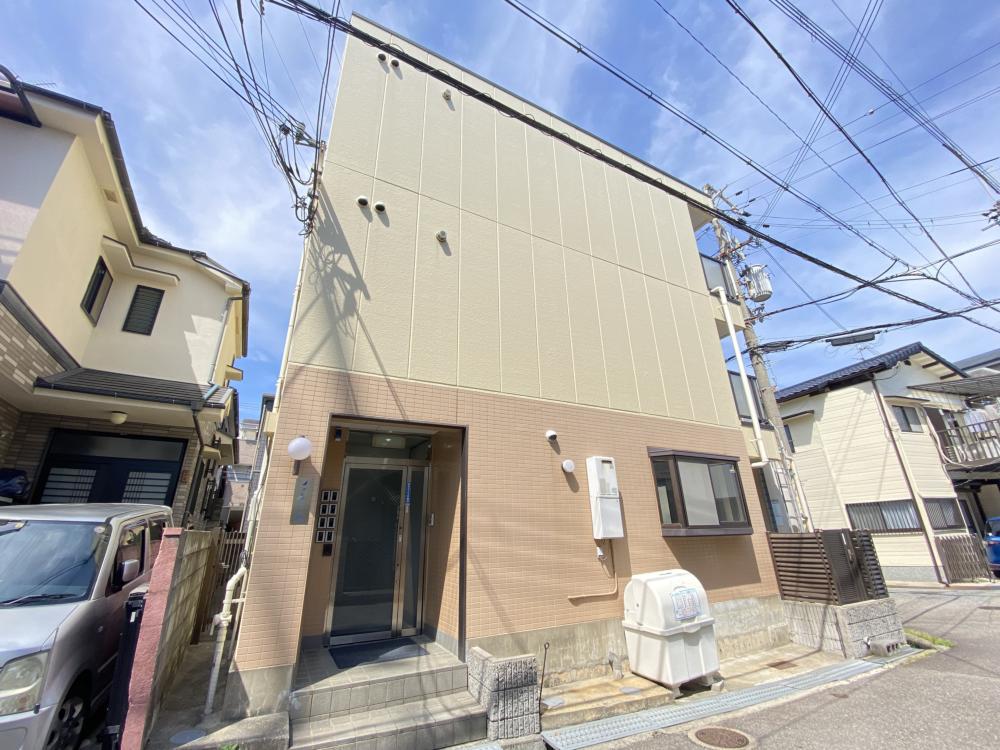 クレセント小林