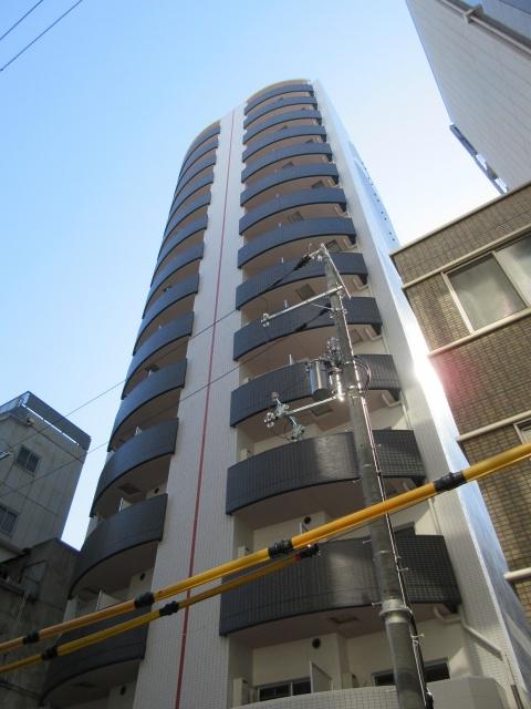 セレニテ梅田EST