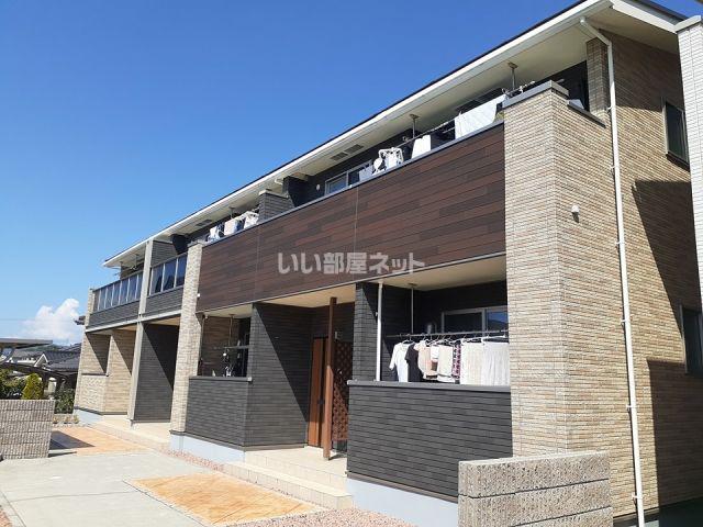 ルミウスII B(2LDK/1階)