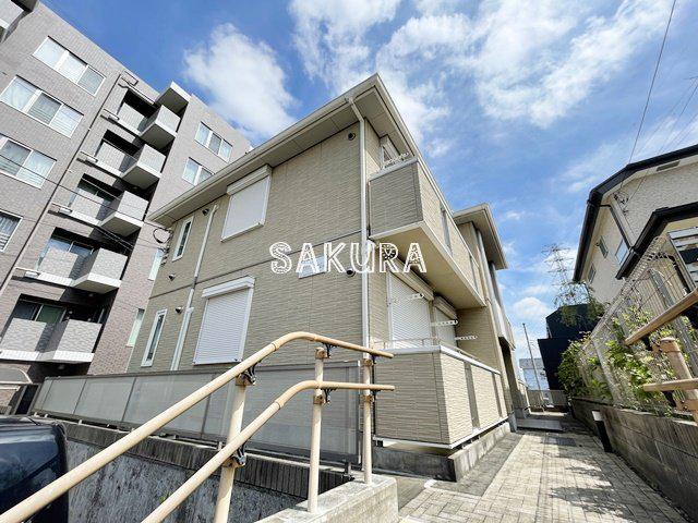シャイニングヒル