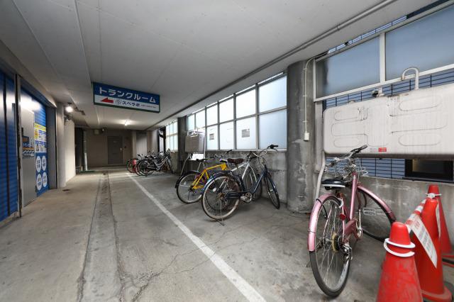 坪川ビル
