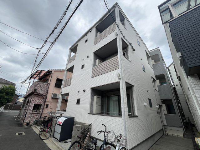 グラシアスコート長瀬