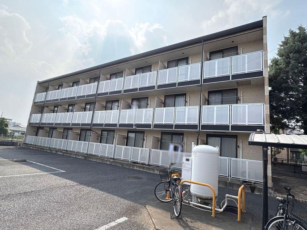 レオパレスHOME100
