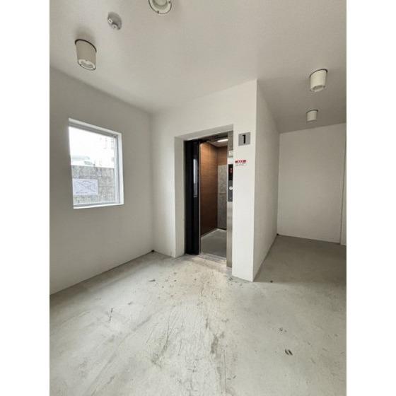 5FLOOR