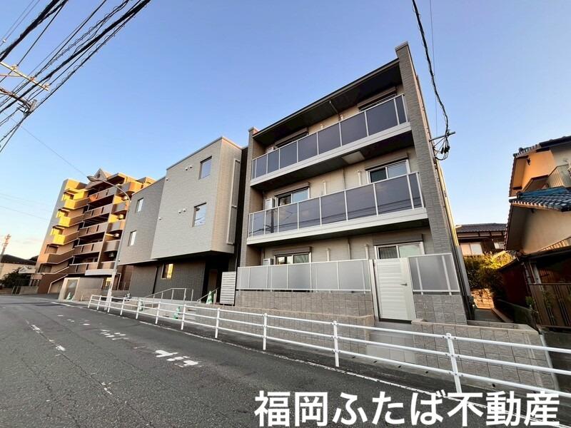 サン ウィステリア