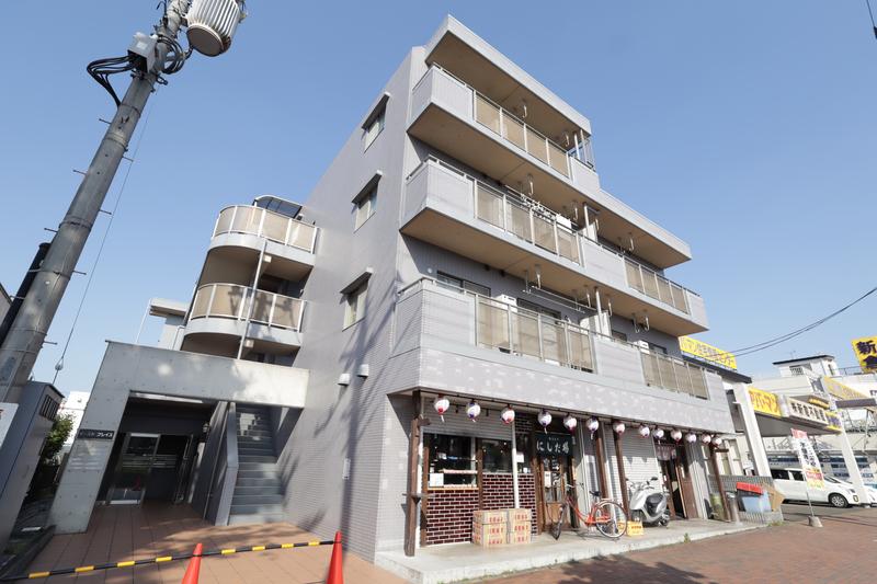 イーストプレイス