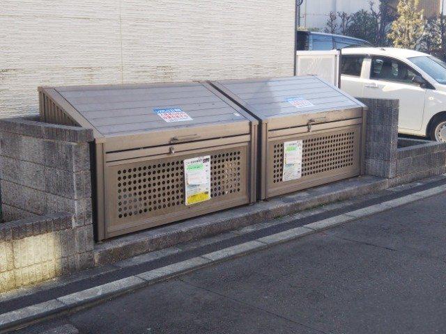 レオパレスひばり第一