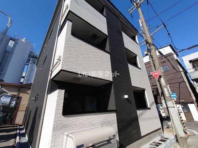 バズ北巽