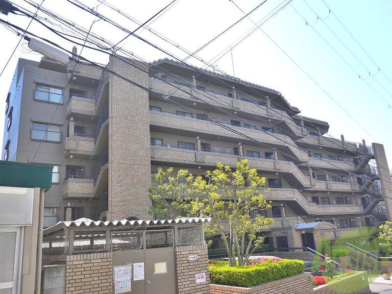 URESIDENCE緑地公園