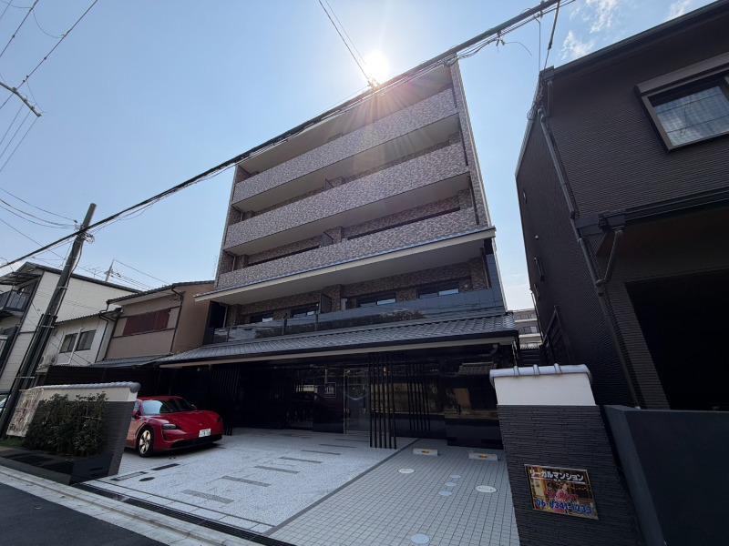 リーガル京都御所西V