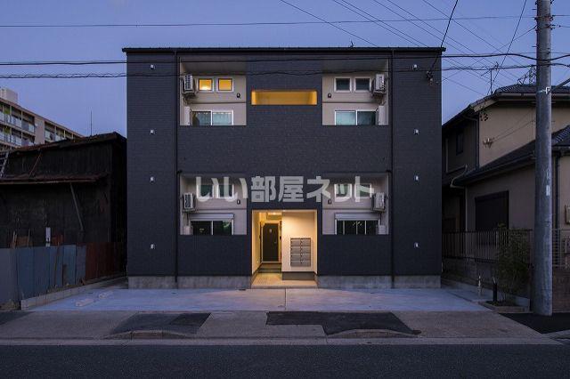FONTANA TAKABATAフォンターナ