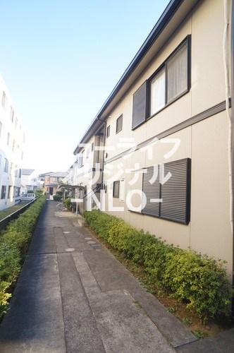 ローゼンハイム湘南 B