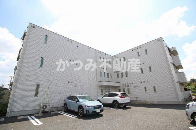 ラシーネ中里