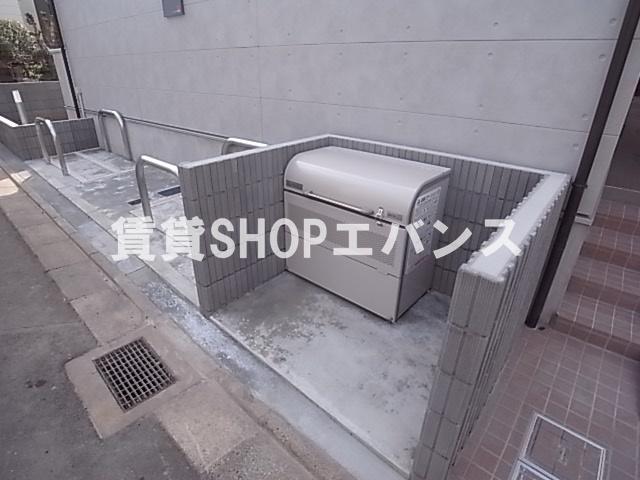 リブリ・THE BASE