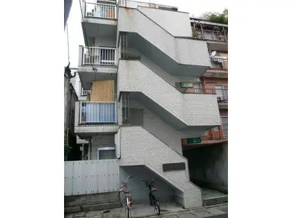 オーシャンマンション(1K/3階)の外観写真