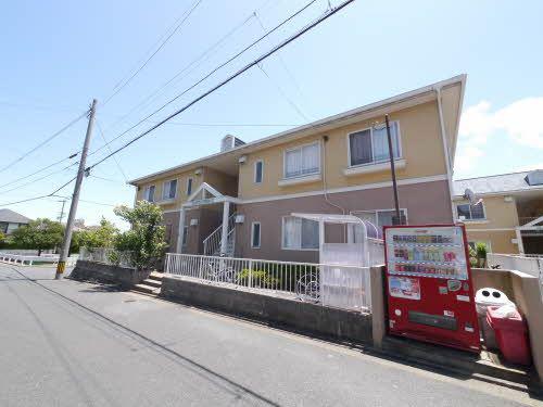 フレグランス学園台 B