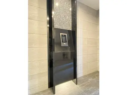 パルティール高畑アネックス(1K/2階)の外観写真