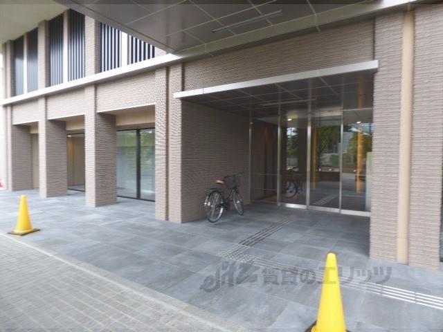 ローレルスクエア長岡京ザ・マークス