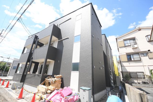 ジーメゾン寝屋川秦町アリビオ(1LDK/3階)