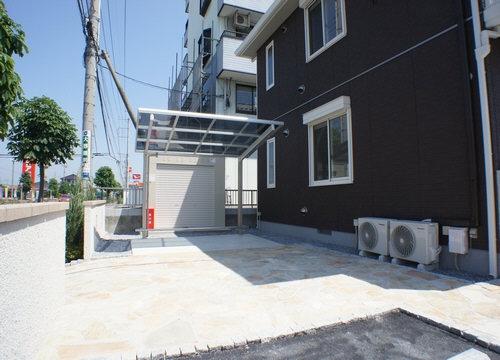 シャーメゾン赤坂 A