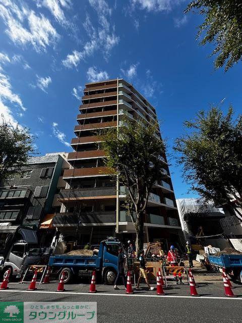 LUMICOURT MITAKA