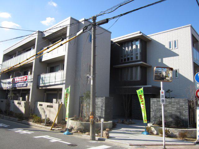 シャーメゾンけやき通
