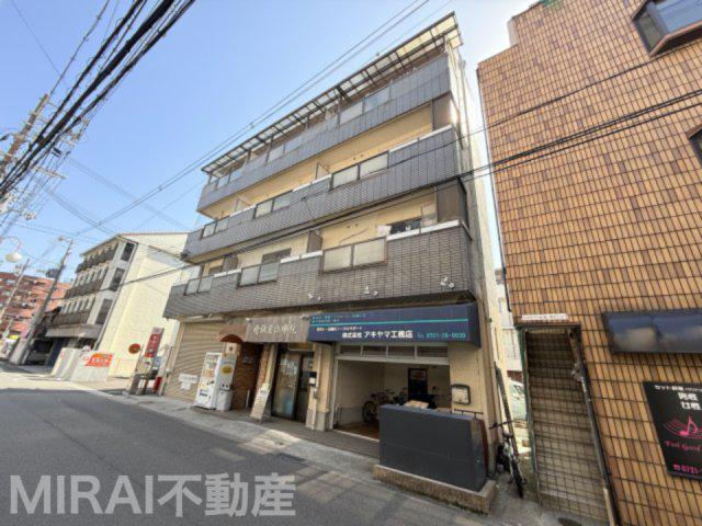 クレインファースト