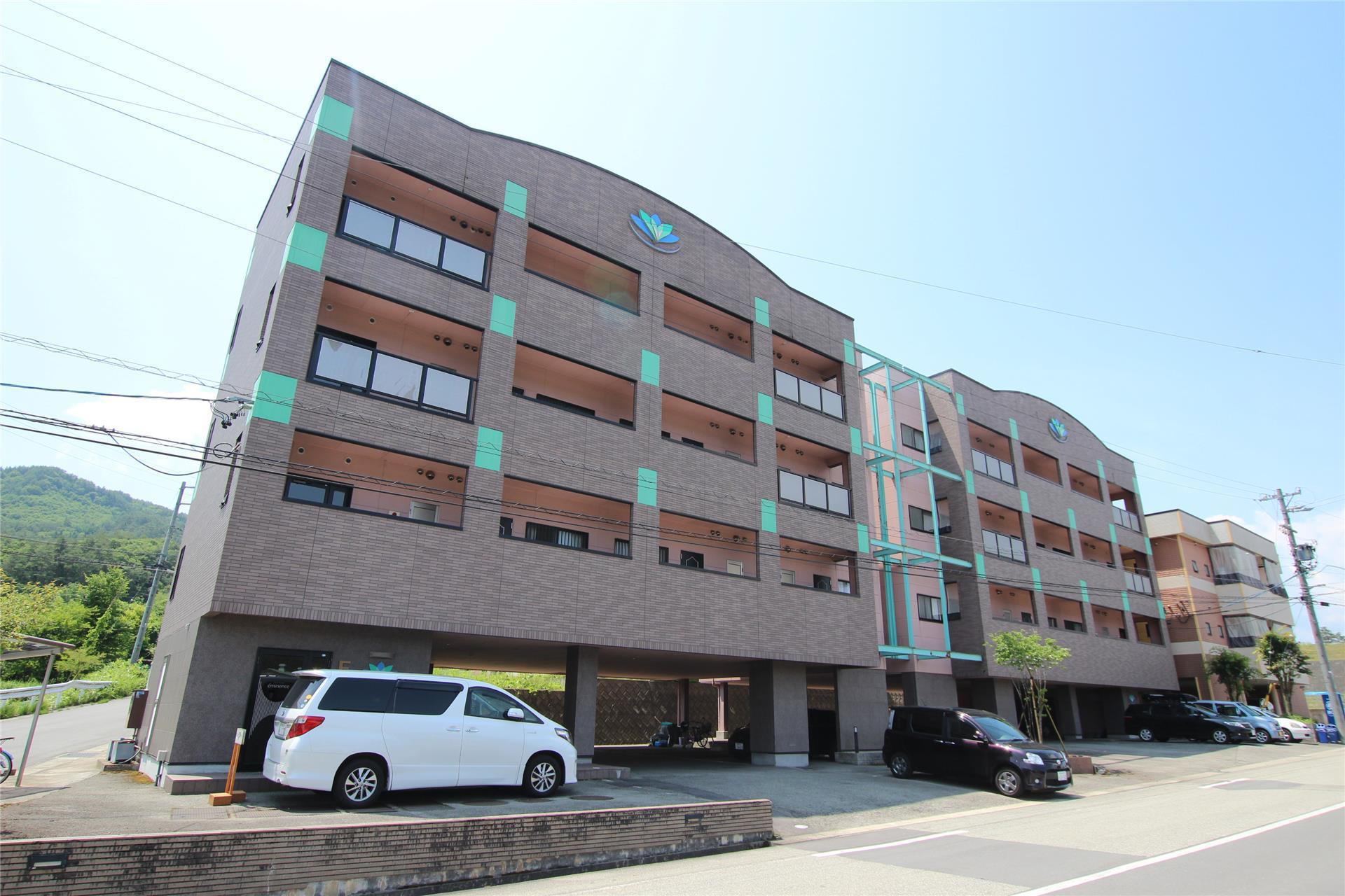 メゾンエミナースW