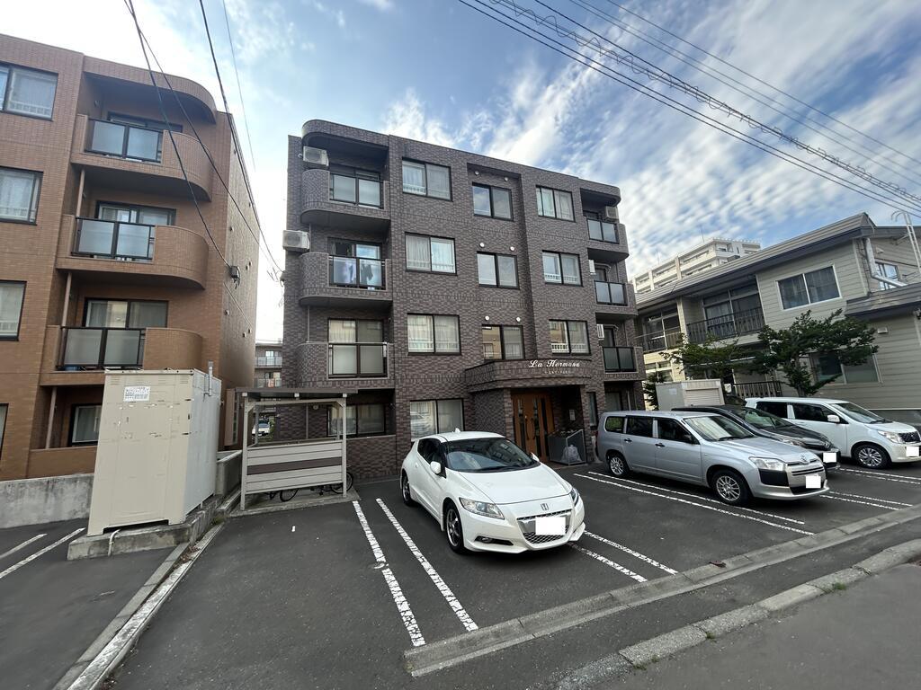ラ・エルマーナ東札幌