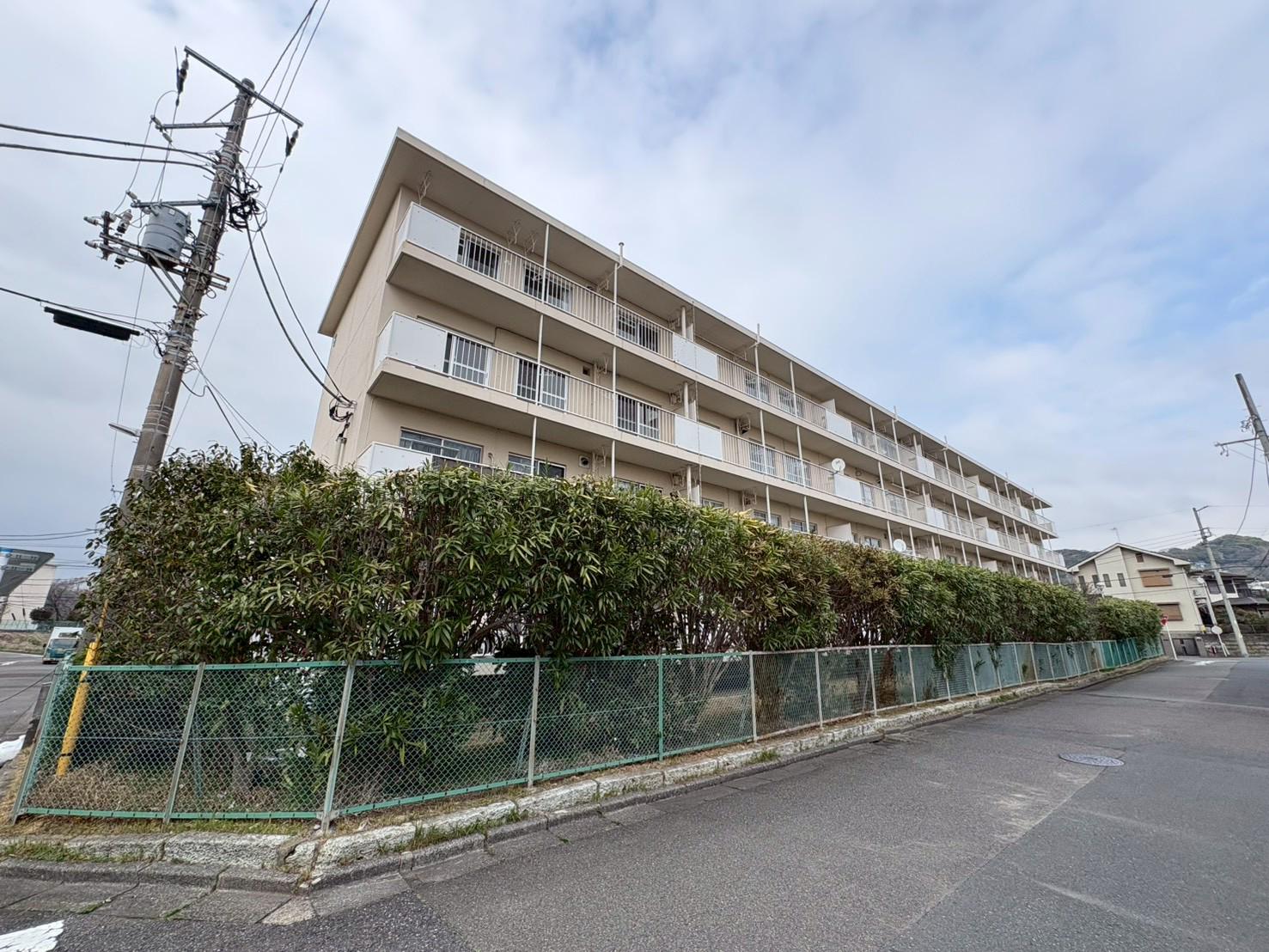 東逗子第二団地8号棟(2LDK/3階)
