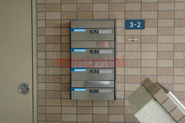 ＪＲ東海道本線 ＪＲ総持寺駅 徒歩9分 3階建 築19年