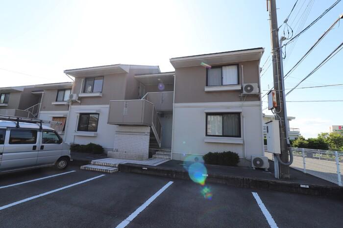 セジュール吉岡E棟