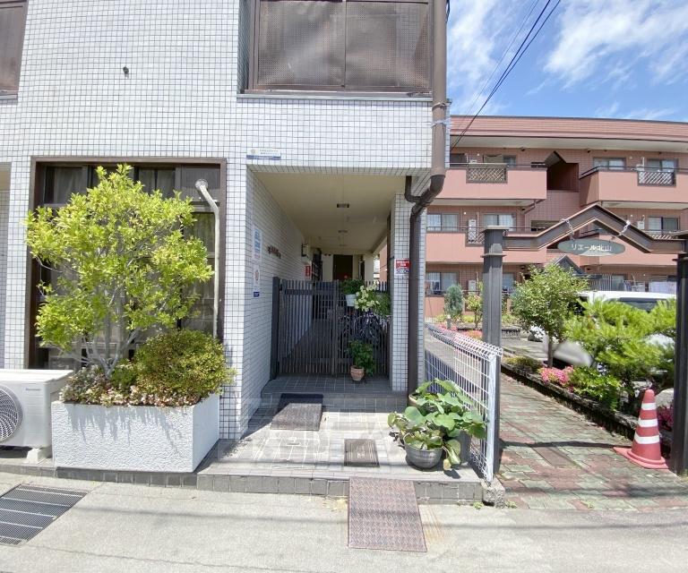 ハイツ高畠