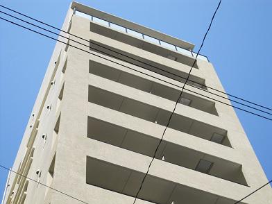 アモーレ ホンマチ ウエスト
