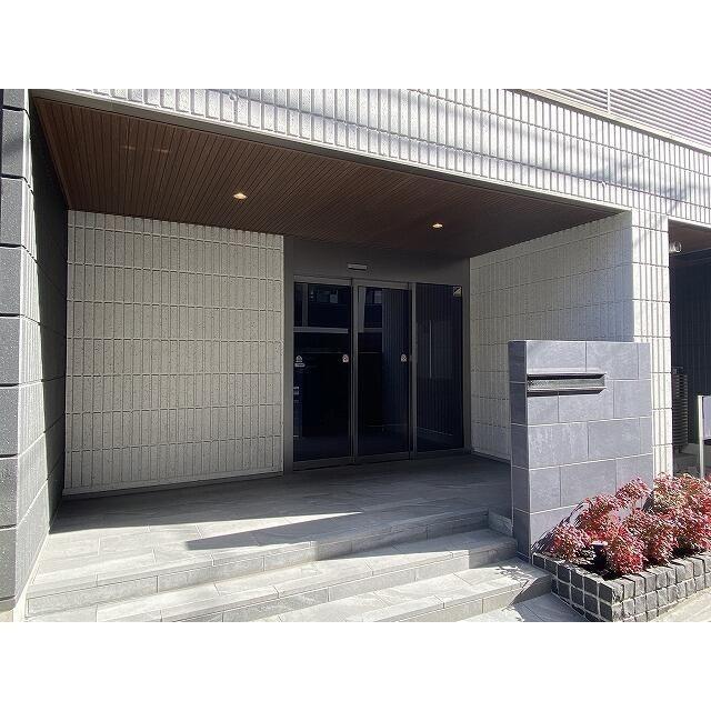 ORME COURT KINSHICHO