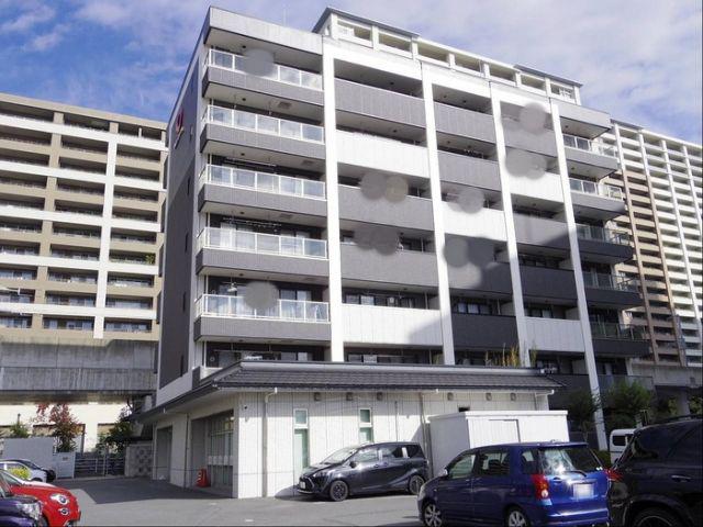 PARK SIDE RESIDENCE
